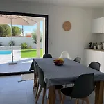 Villa Neuve 5 Etoiles Avec Piscine Chauffée, à 900m Des Plages *