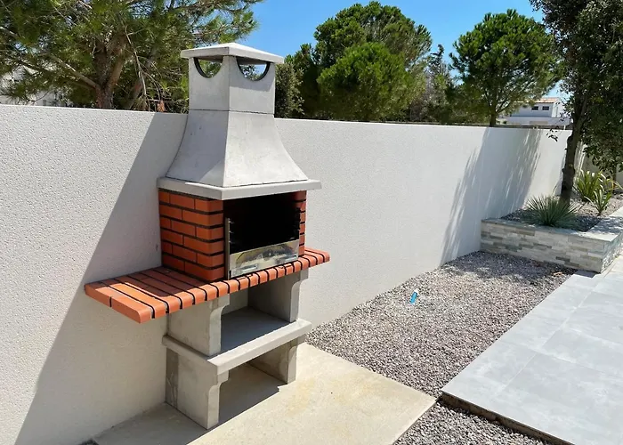 Neuve 5 Etoiles Avec Piscine Chauffée, à 900m Des Plages Sérignan